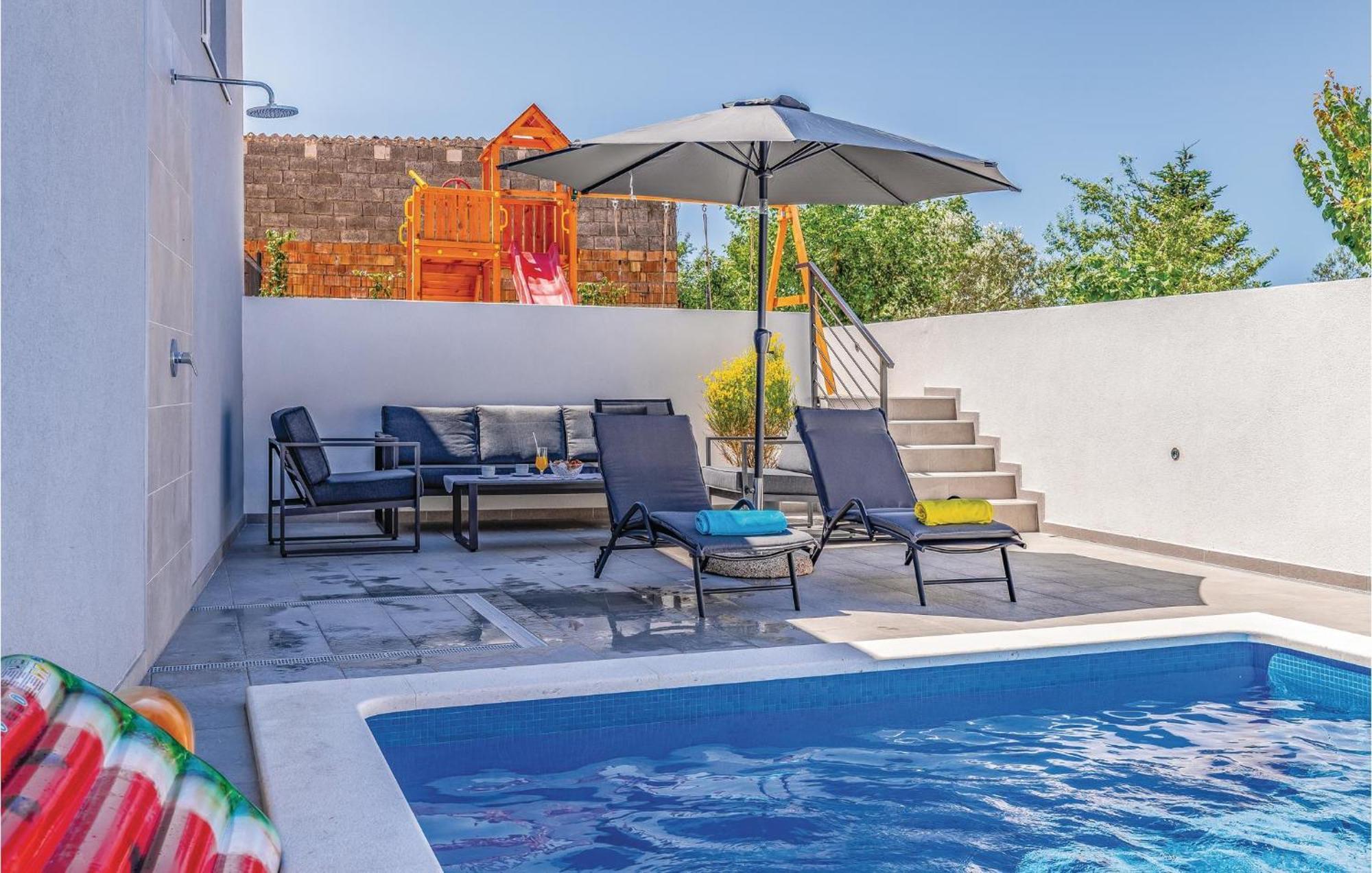 1 Bedroom Stunning Apartment In Pula Ngoại thất bức ảnh